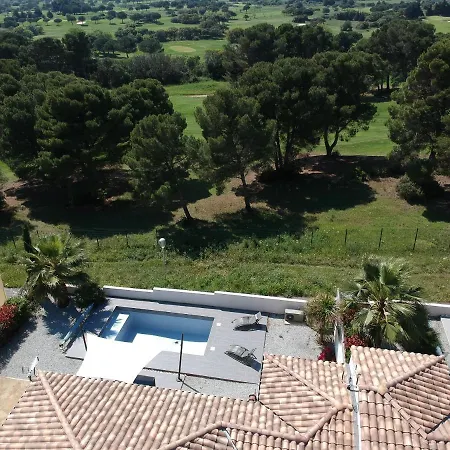 Cap D'agde Maison Sur Le Golf Avec Piscine Chauffee. Ferienhaus Agde