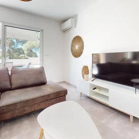 Cap D'agde Maison Sur Le Golf Avec Piscine Chauffee. Agde