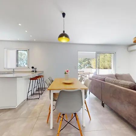 Ferienhaus Cap D'agde Maison Sur Le Golf Avec Piscine Chauffee. *
