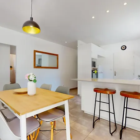 Ferienhaus Cap D'agde Maison Sur Le Golf Avec Piscine Chauffee. Agde